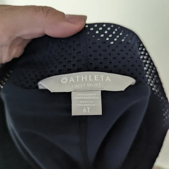 NWT Athleta Trekkie Crest Skort Tennis Skirt Navy 6T Hiking - Picture 4 of 6